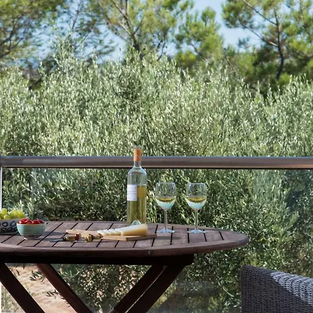 Kotinos Villa - 5Bd Villa With Private Pool In Hersonissos *