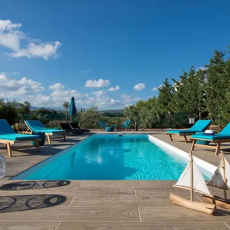 Kotinos Villa - 5Bd Villa With Private Pool In Hersonissos